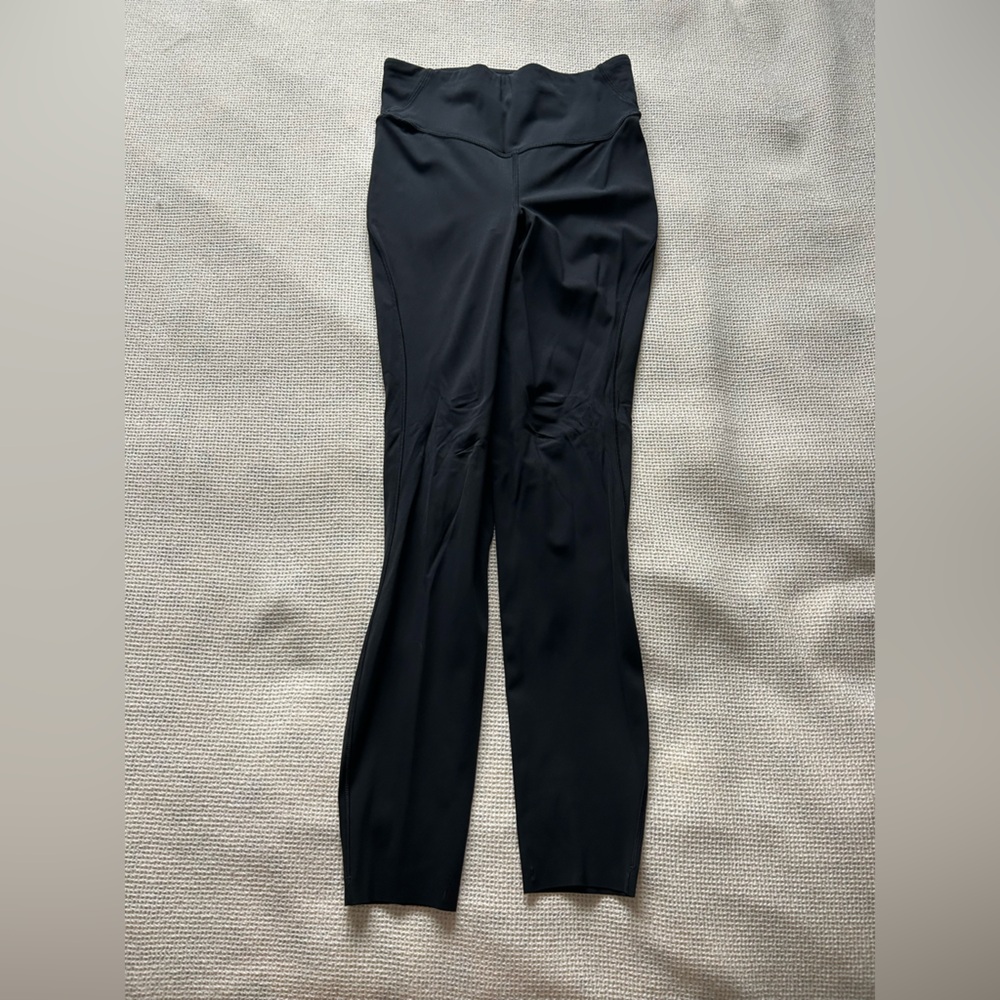 Lululemon Wunder Train Tight 25’ inseam